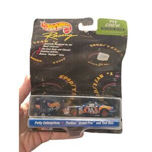 Hot Wheels Racing Pit Crew 1999 Kyle Petty 44 Pontiac Grand Prix Tool Box 20k